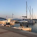 Il Blu Direkt Am