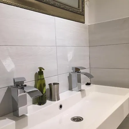 Апартаменты Il Blu Direkt Am Мартиншчица